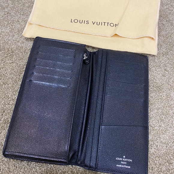 lv wallet - Picture 3 of 3